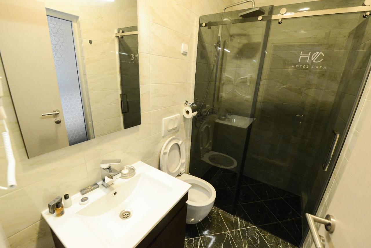 Hotel Cara 28 Skopje Bagian luar foto