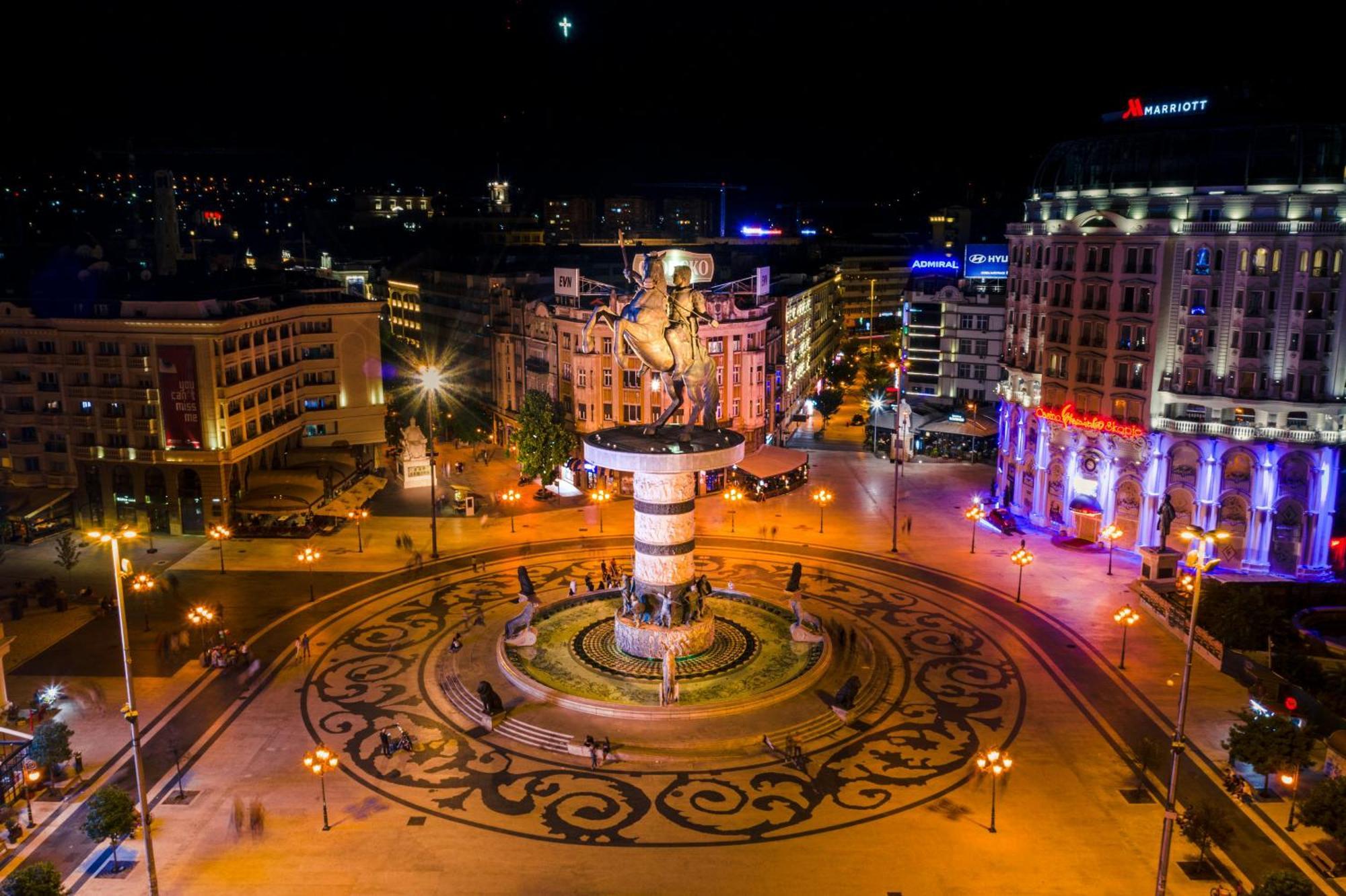 Hotel Cara 28 Skopje Bagian luar foto
